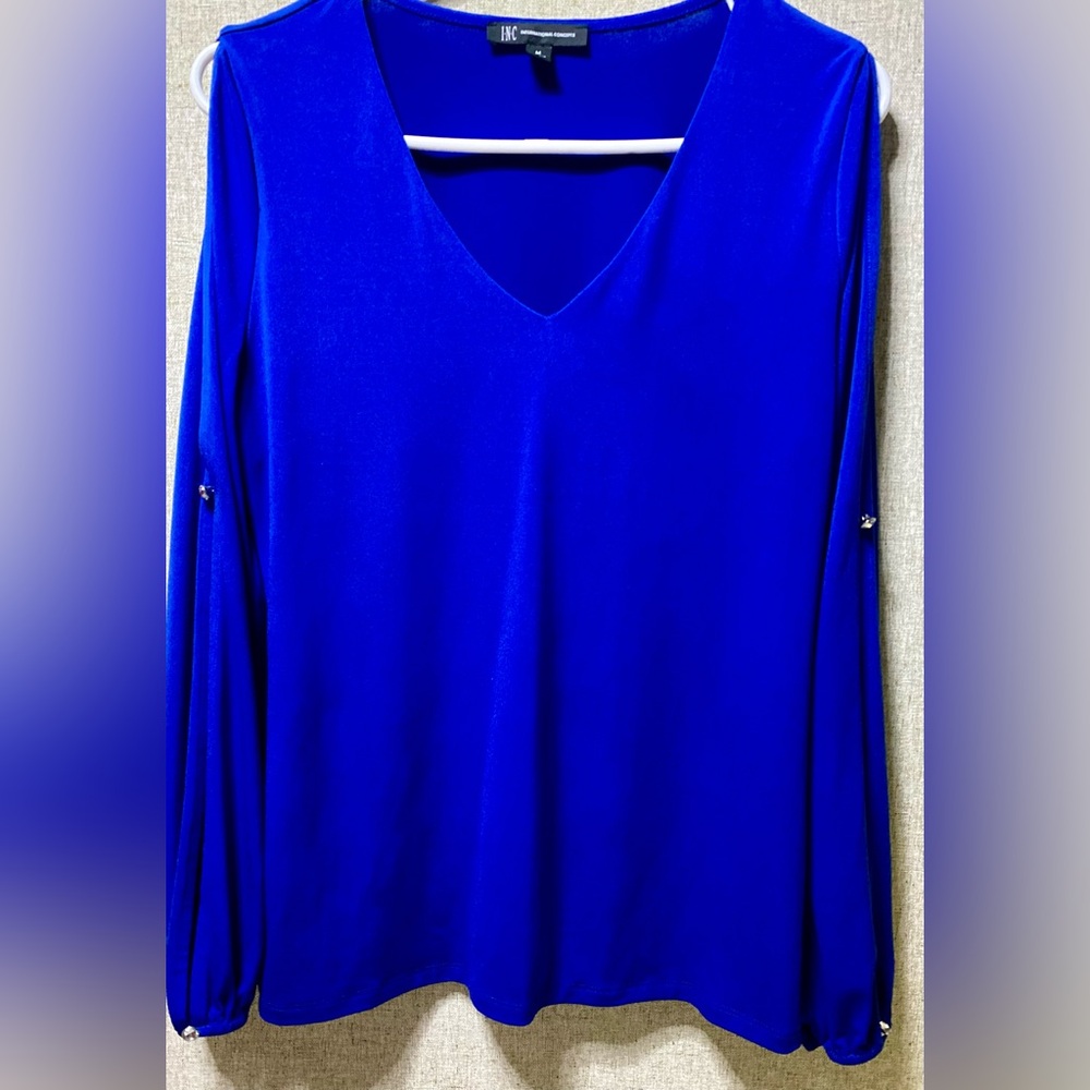 ✨I.N.C. International, concepts royal blue blouse, stretch fabric, size M✨
